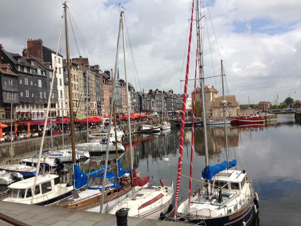 Un Petit Nid A Honfleur Appartement Buitenkant foto